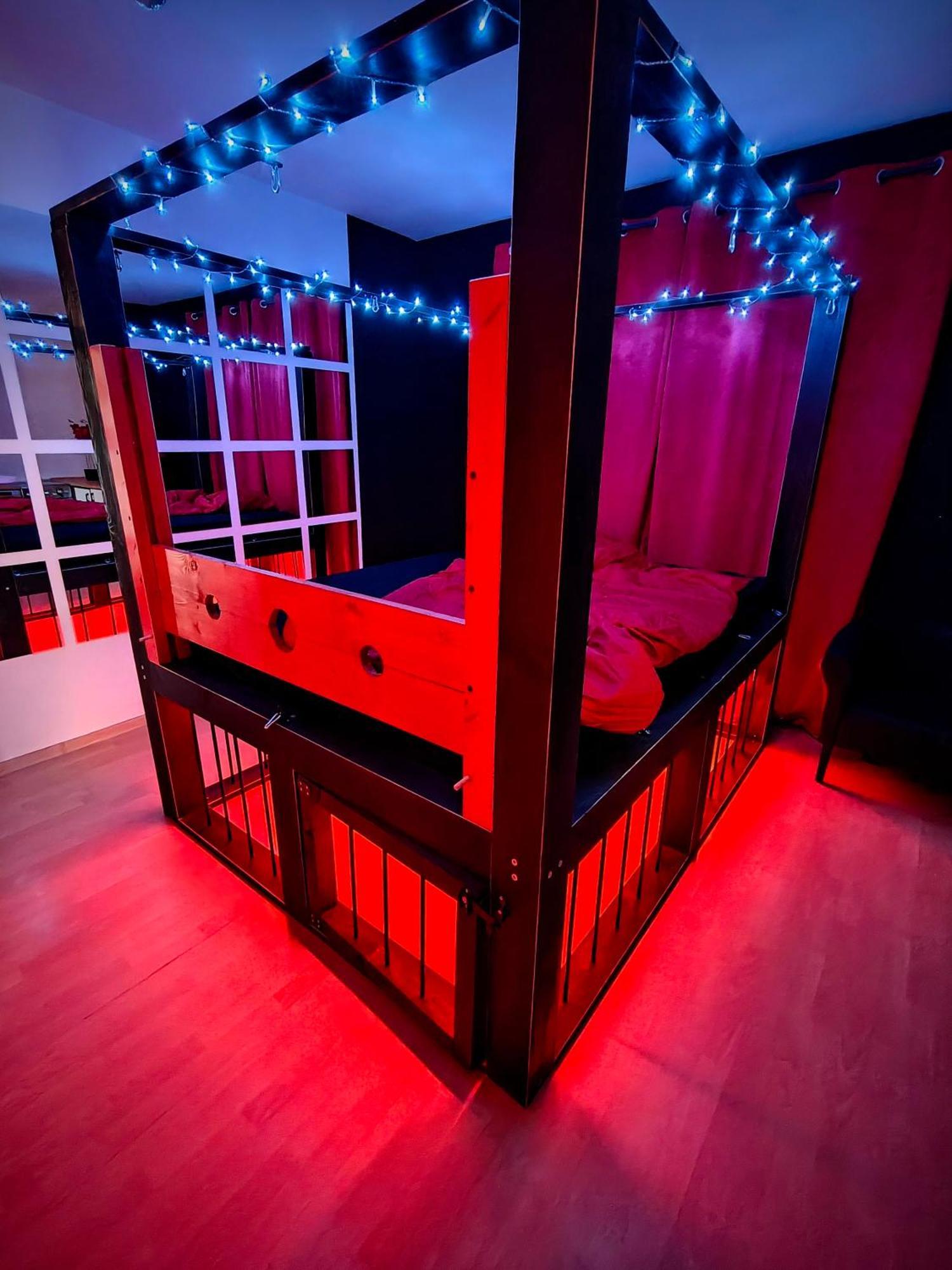 Bdsm Elysium Playsuite Apartament *
